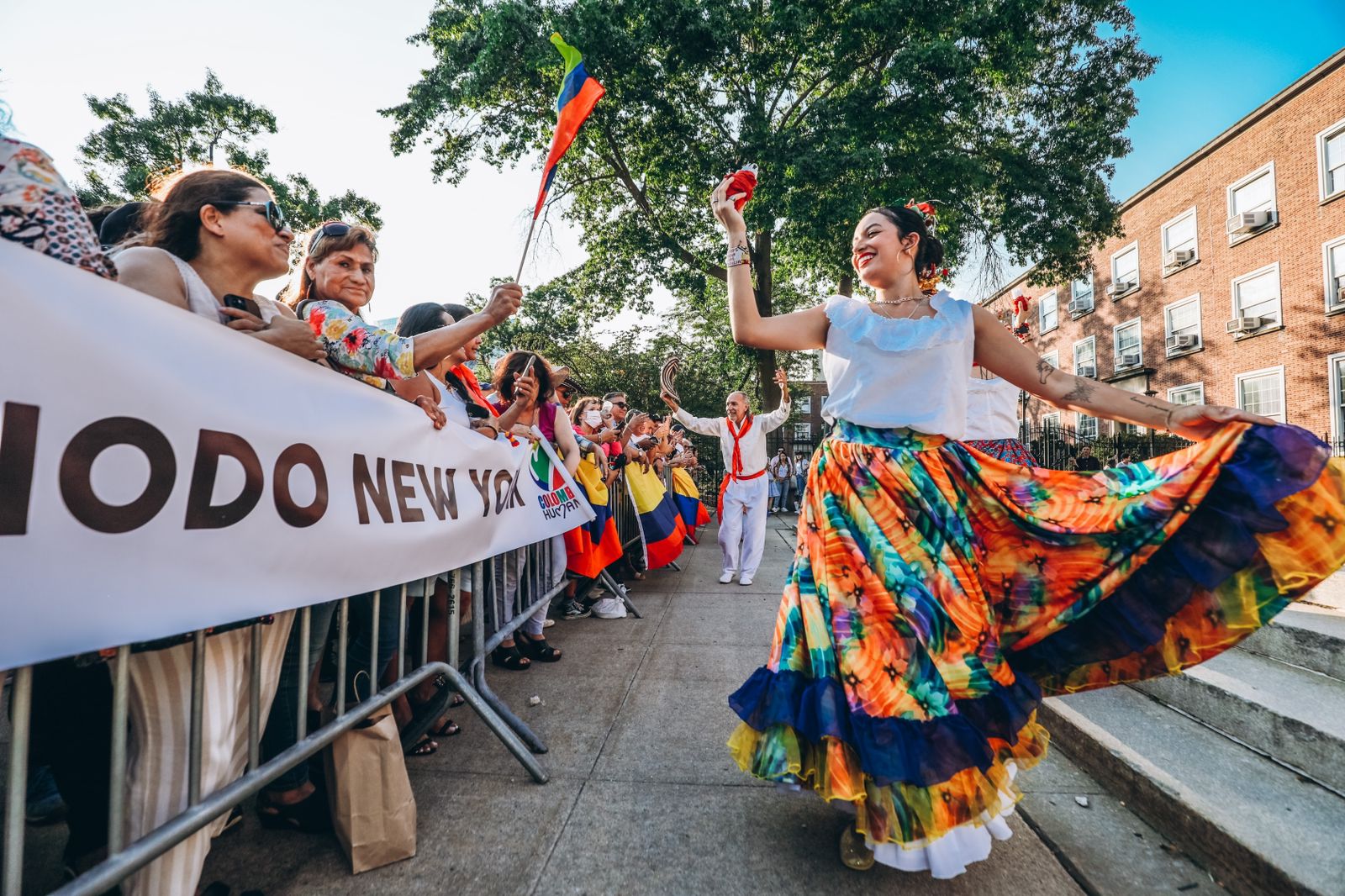 Una tarde llena de mucho talento, colorido patrio y fraternidad se vivió previo a la llegada del Presidente Gustavo Petro al Queens Borough Hall