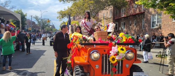 Consulado de Colombia en Nueva York estuvo presente en el desfile que dio inicio a la celebración del mes Nacional de la Herencia Hispana 