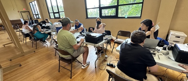 El Consulado en Nueva York acercó los servicios consulares a las comunidades colombianas en Hampton Bays
