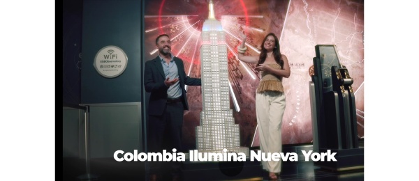 Captura de pantalla de un video en donde aparecen la gestora social de Cali, Taliana Vargas, y el Cónsul General Andrés Mejía
